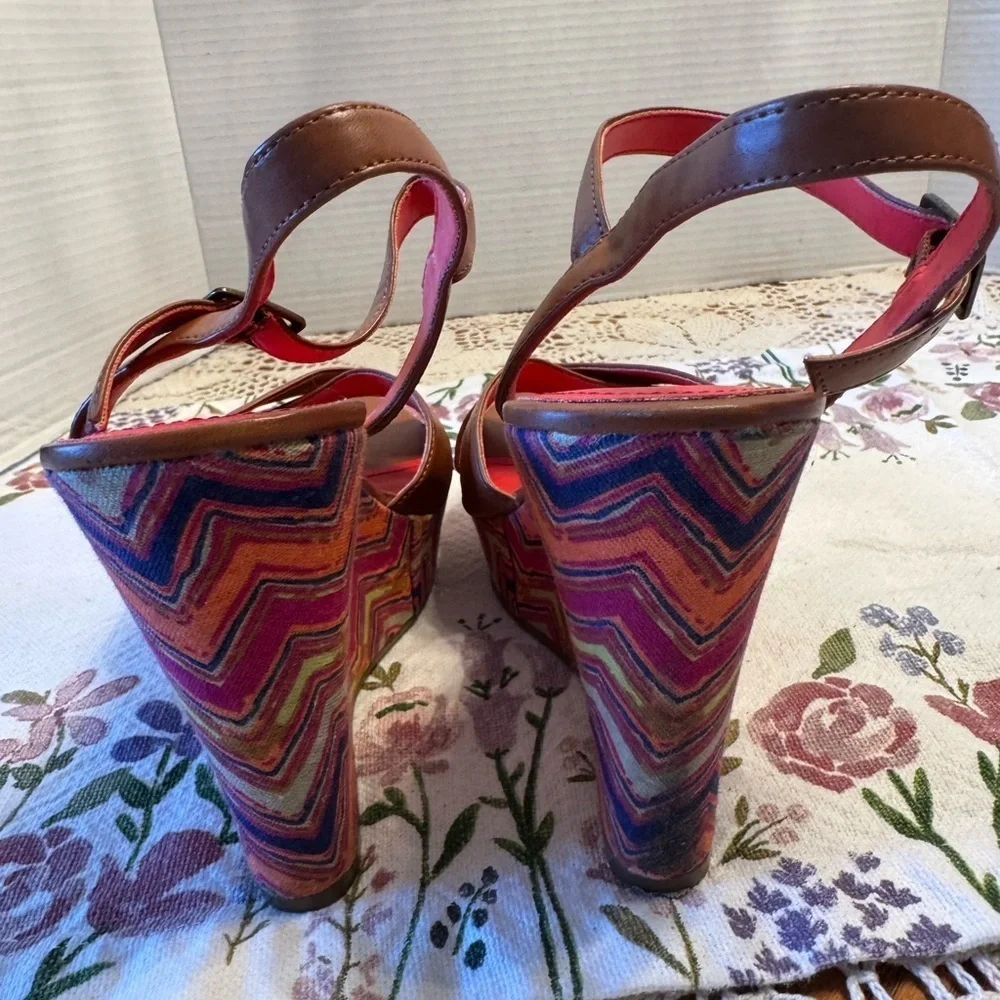 American Eagle Outfitters Women's Brown Sandals, size 8.5 - Picture 5 of 9